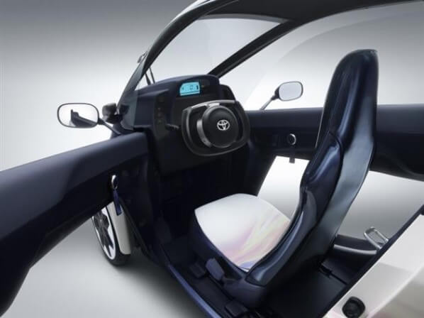 Toyota-i-Road-Personal-Mobility-Electric-Vehicle-5