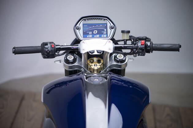 PGM-V8-Motorcycle-4