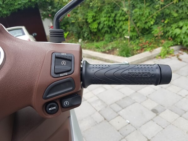 Piaggio Medley 150 14