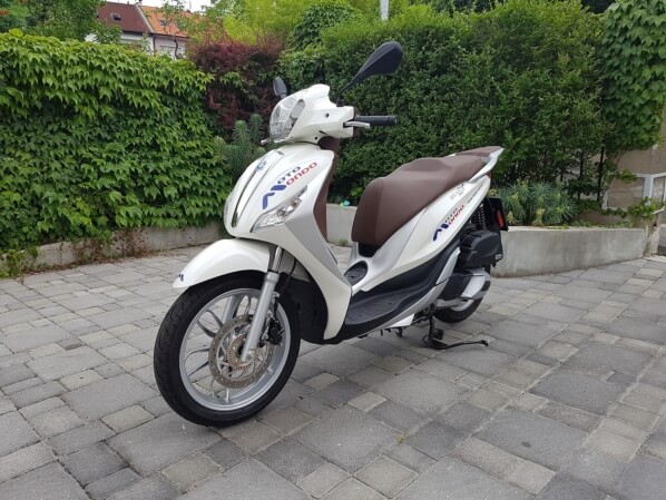 Piaggio Medley 150 18