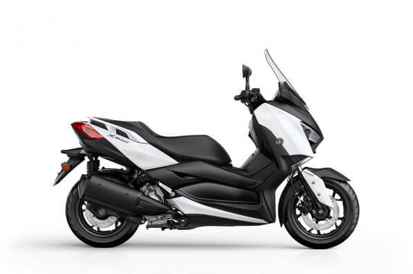 Yamaha X Max 300 11